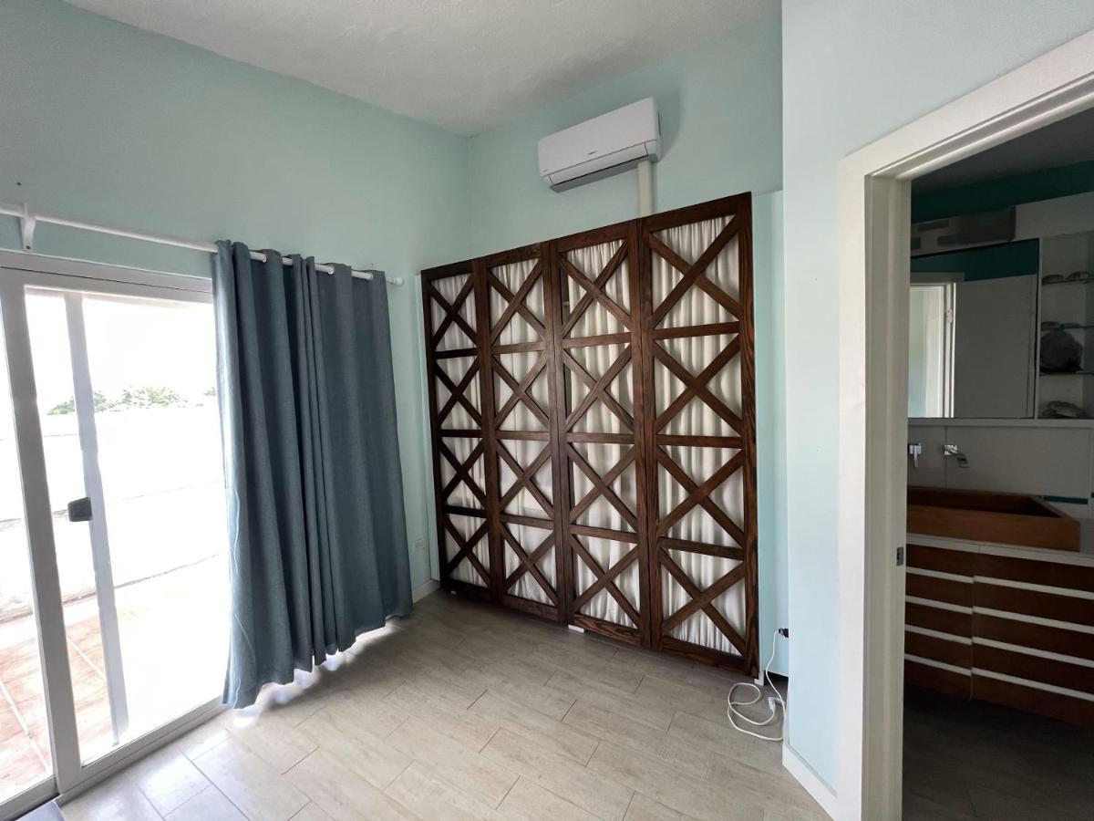 Sunny Villa In The Marina - Excellent Water Views Jolly Harbour Exteriér fotografie